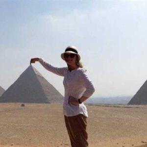 CAIRO LAYOVER TOURS TO GIZA PYRAMIDS & ISLAMIC CAIRO