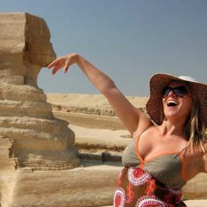 8 HOURS CAIRO LAYOVER TOURS TO GIZA PYRAMIDS EGYPTIAN MUSEUM & BAZAAR